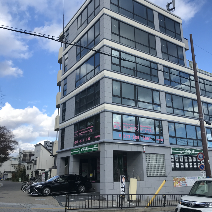 建物南西方向より