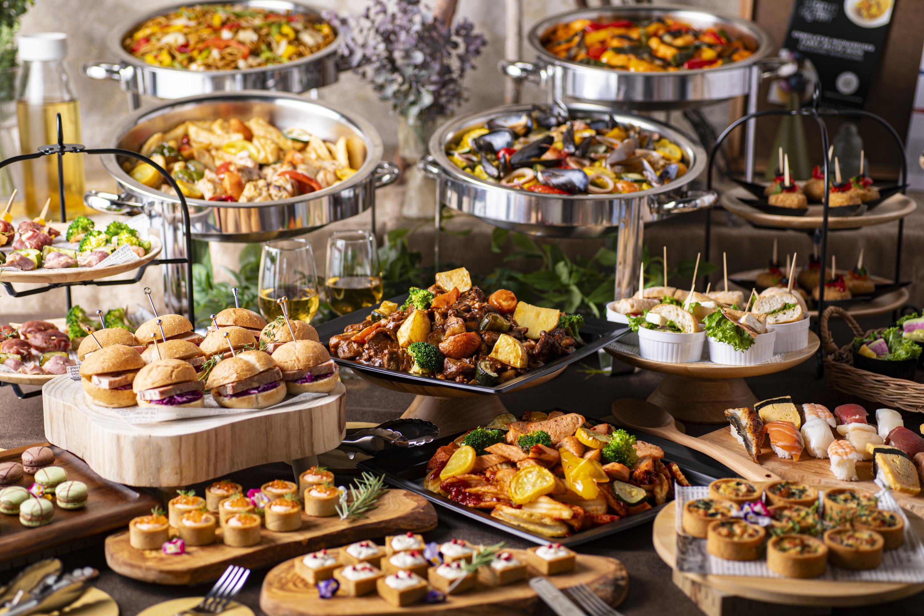 プラスピートケータリング8000円